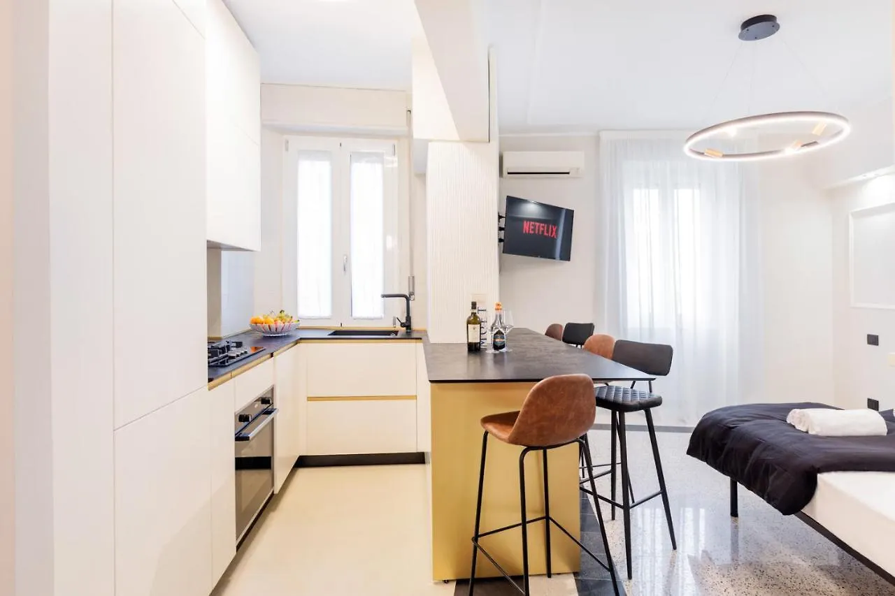 Luciano Luxury Apartment location